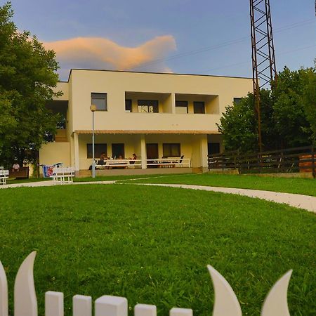 Holiday Homes Pozitiva Bihac Exterior photo