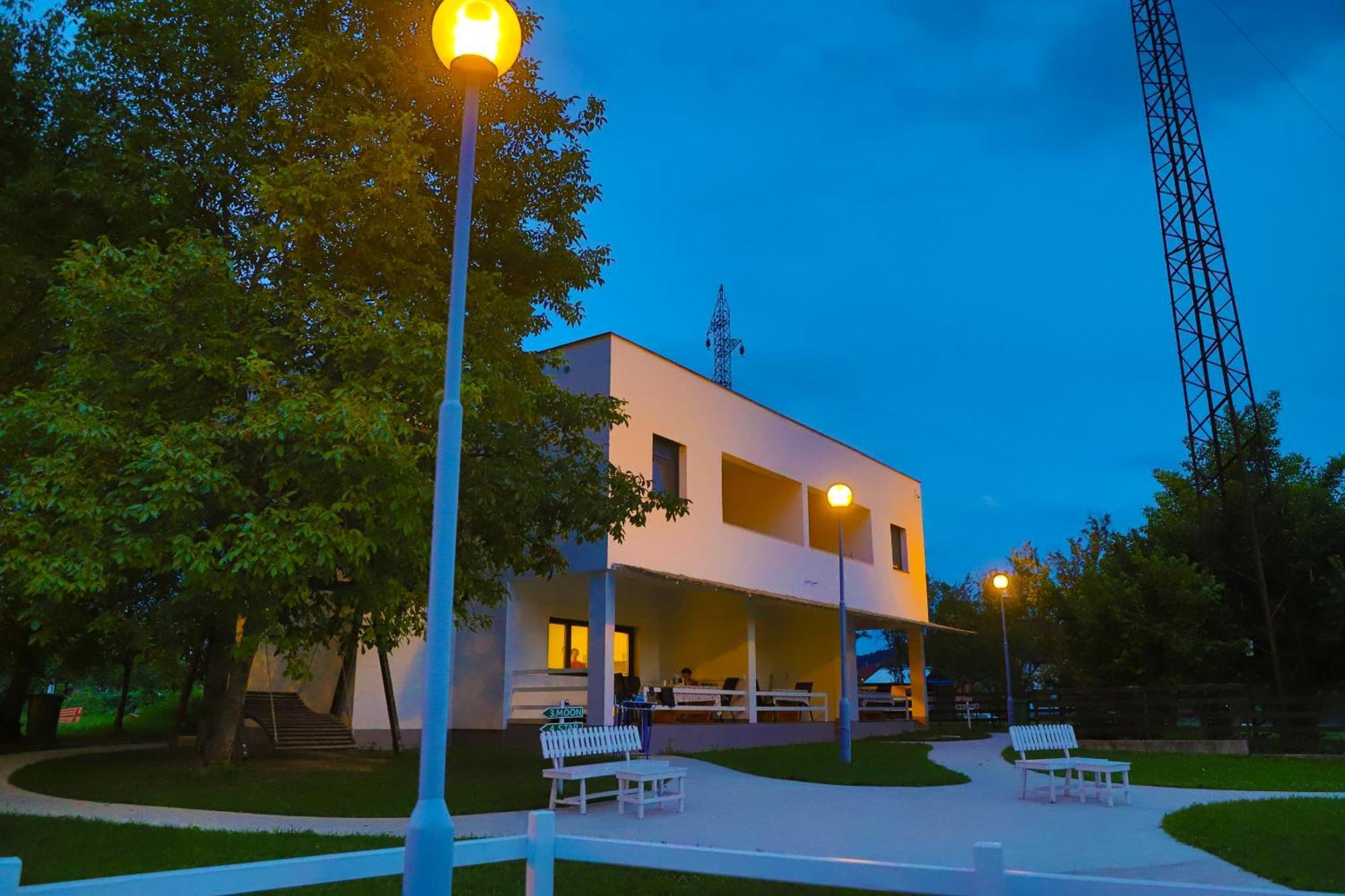 Holiday Homes Pozitiva Bihac Exterior photo