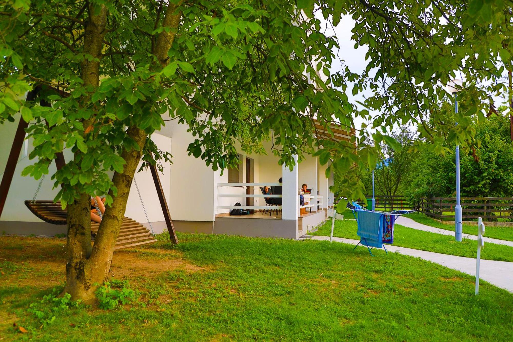 Holiday Homes Pozitiva Bihac Exterior photo